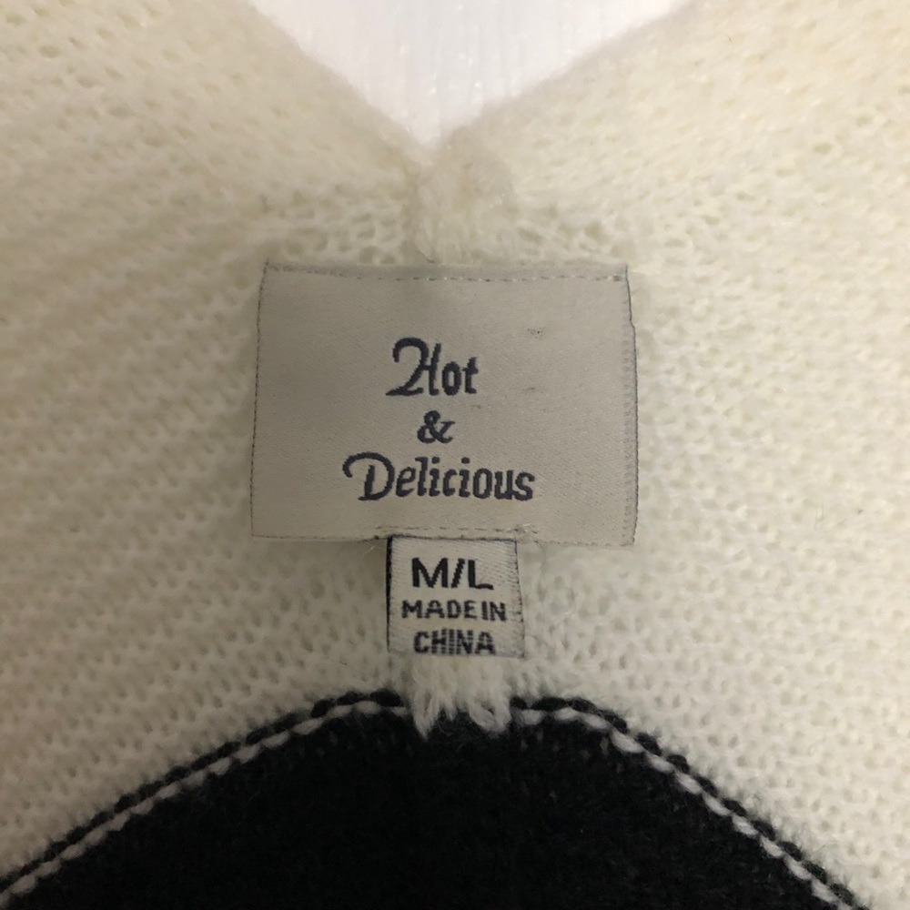 Sweater - Picture 2 of 3